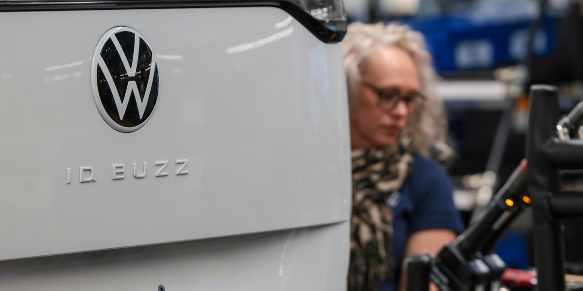 Spiegel, Vw chiuderà quattro fabbriche in Germania a partire dal 2031
