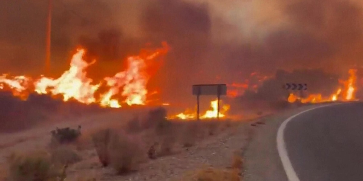 Governatore Andalusia, '12 morti e 19 persone disperse nell'incendio'