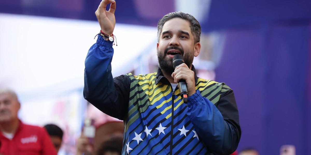 Venezuela, contestato 'Nicolasito' Maduro durante visita nelle zone colpite dal sisma