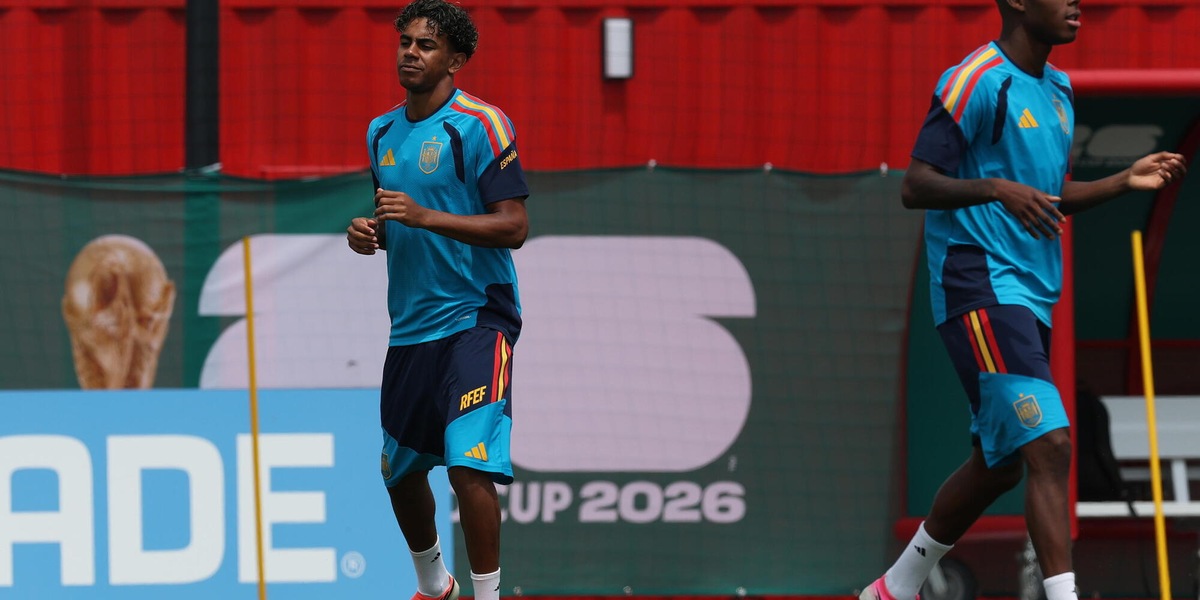 Spagna: Nico Williams compie 24 anni, domani Yamal ne fa 19