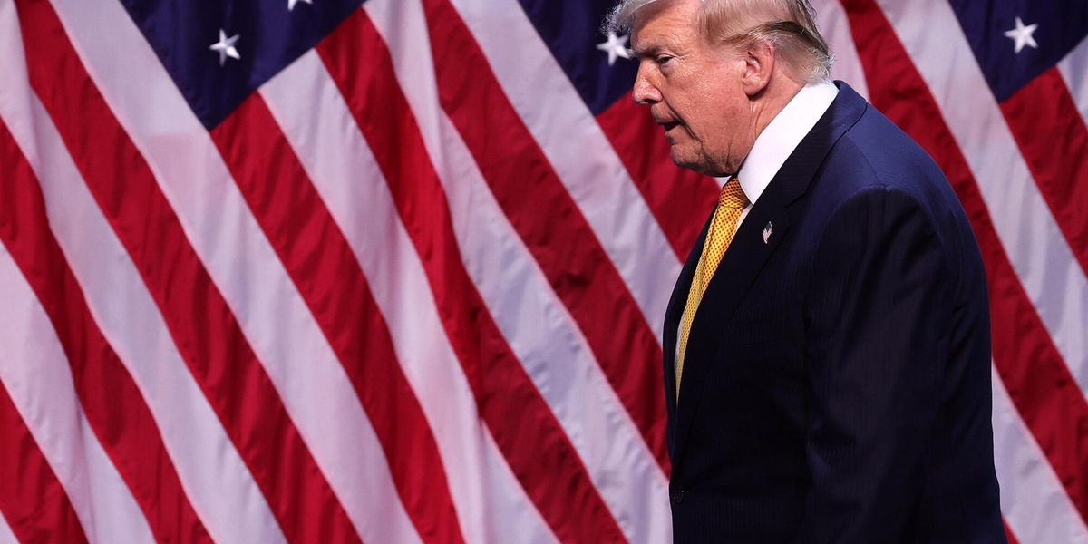 Trump, 'gli Stati Uniti colpiranno duramente l'Iran stasera e domani'