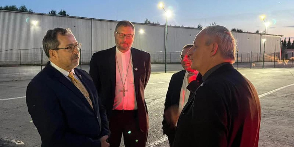 Zuppi in Ucraina vede i prigionieri russi, 'il Papa vi è vicino'