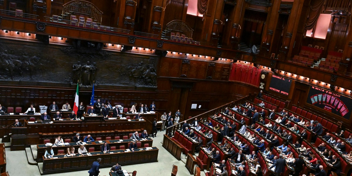 Maggioranza e governo sotto alla Camera sulle preferenze con il voto segreto