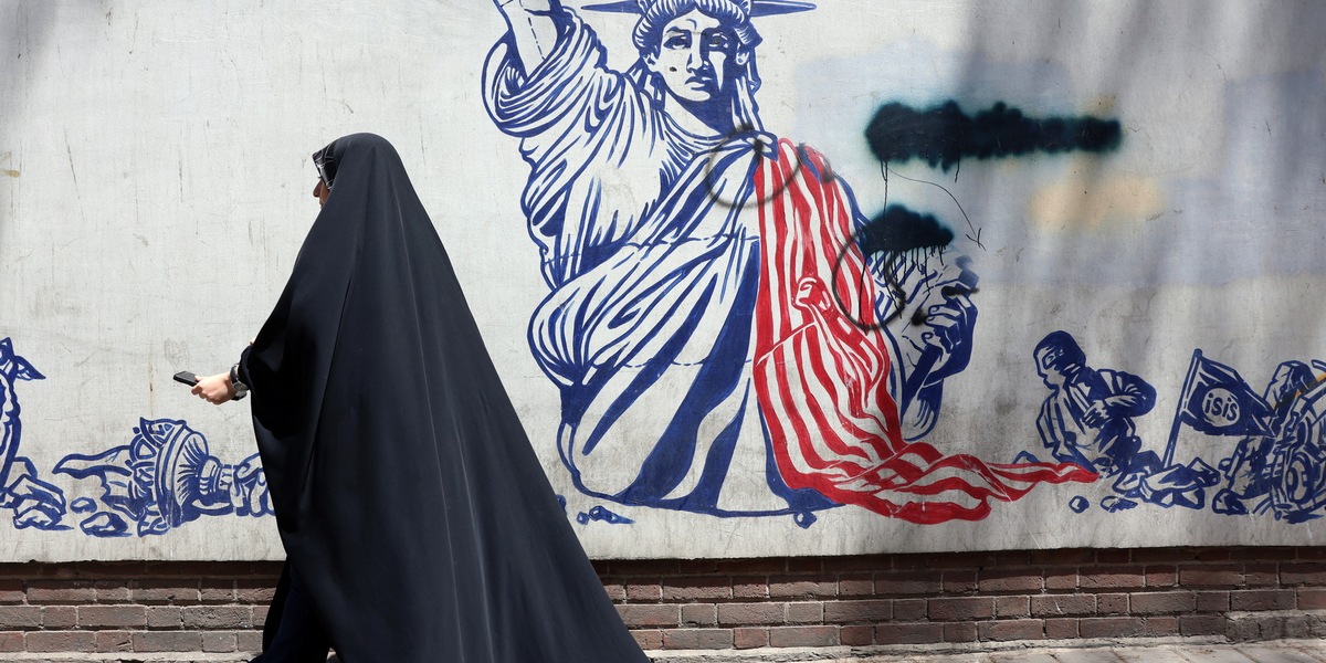 Usa impongono nuove sanzioni all'Iran, nel mirino anche la banca centrale