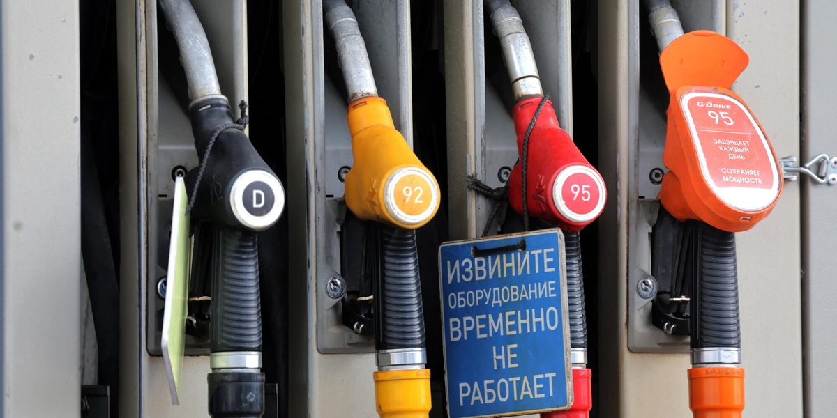Fumata nera sulle sanzioni Ue, price cap al petrolio congelato fino al 23