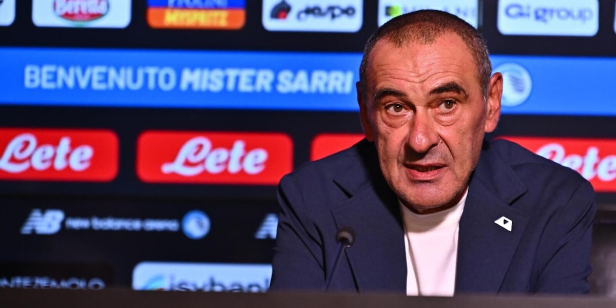 Sarri si presenta all'Atalanta: "Il mio sogno è vincere a Bergamo". Poi rivolge un pensiero ai tifosi della Lazio