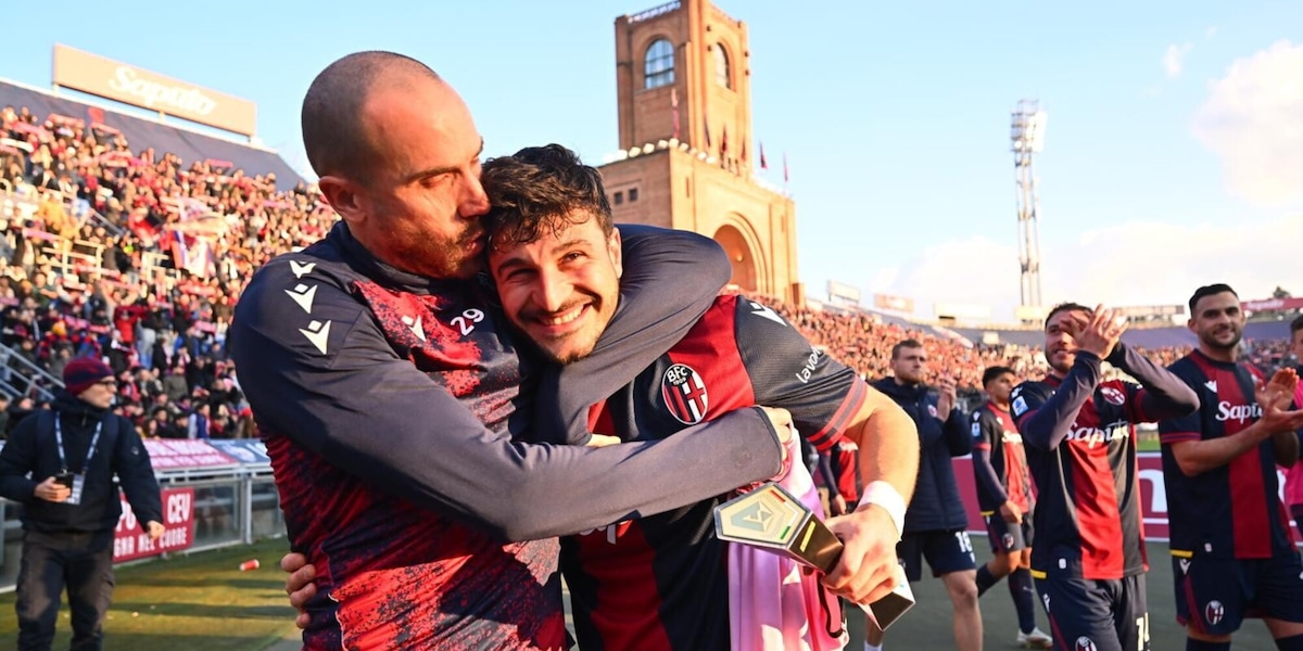 De Silvestri criptico sul futuro di Orsolini al Bologna: "Lo vedo più di mia moglie, ma..."