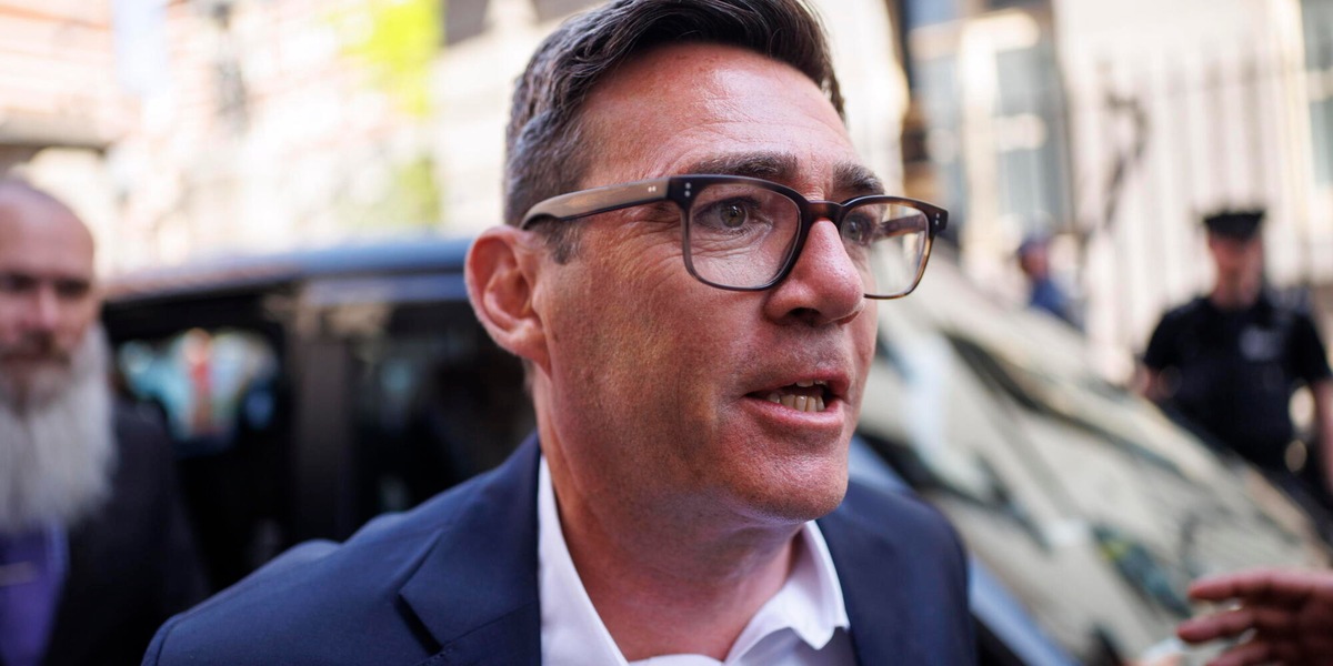 Burnham proclamato leader del Labour, da lunedì è nuovo premier Gb