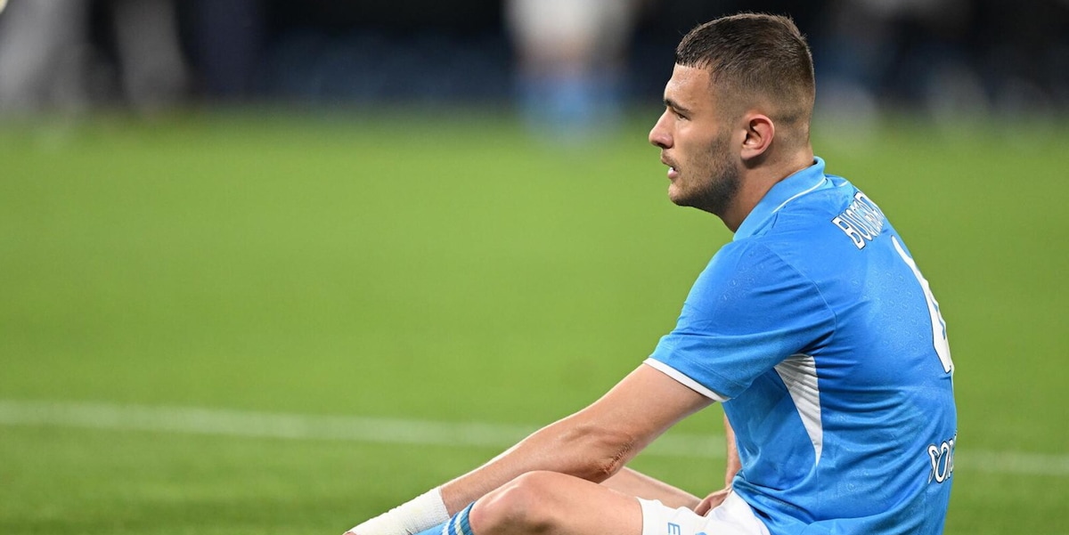 Napoli trema per l'infortunio a Buongiorno: Allegri teme un lungo stop. Decisivo il consulto a Barcellona