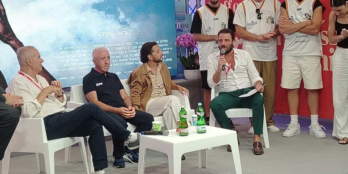 Il coach dei due mondi a Giffoni: Petillo è lo “straordinario uomo comune”