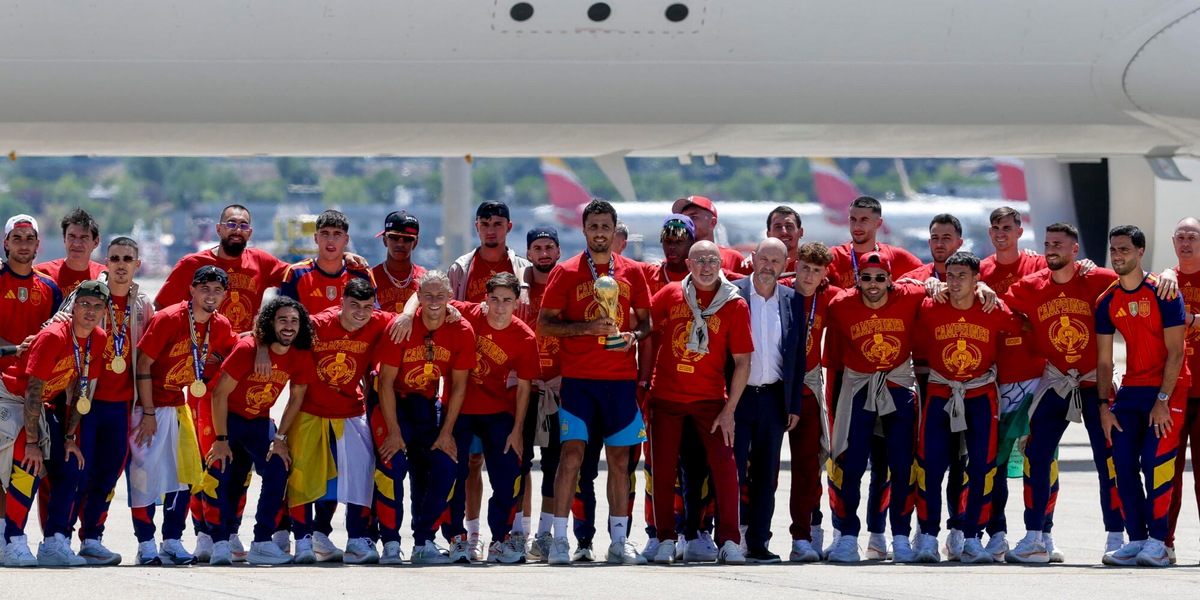 Mondiali: la Spagna atterra a Madrid, ora i ricevimenti dal re e dal premier