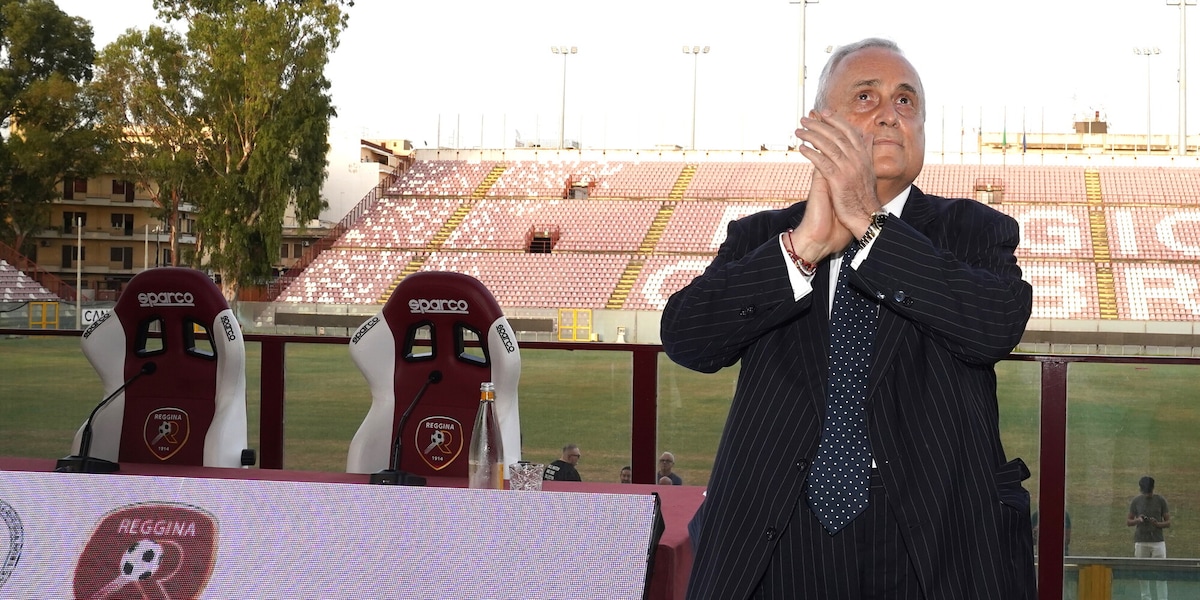 Reggina, applausi per Claudio Lotito: la presentazione del nuovo presidente è uno show