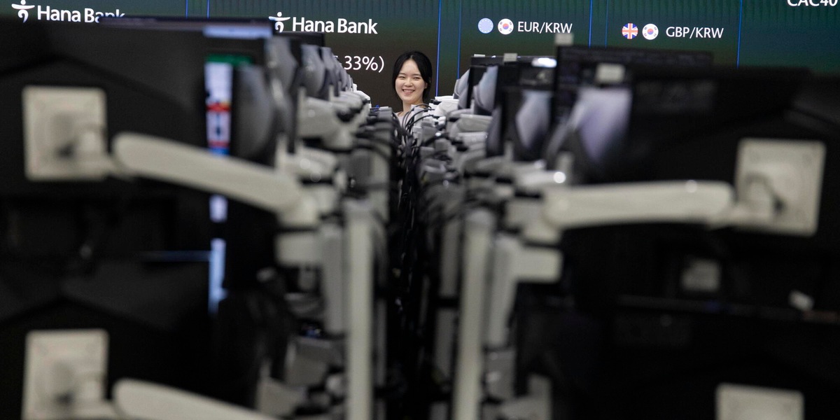 Borsa: l'Asia chiude in rialzo, si guarda agli investimenti per l'Ia