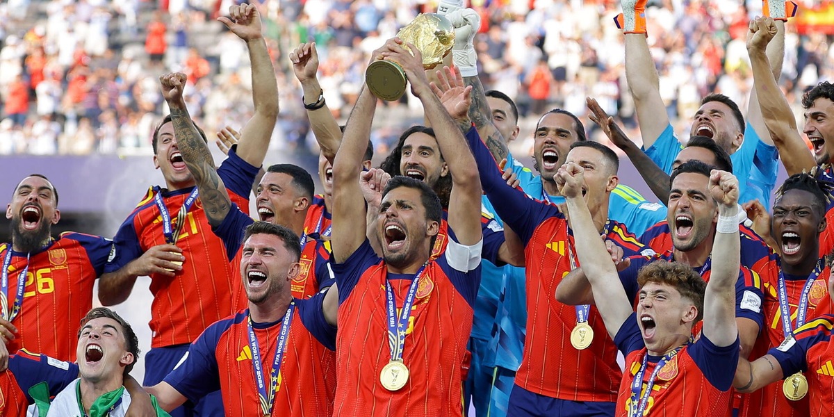 La Spagna ora vuole tutto, Rodri e Yamal puntano al Pallone d'oro