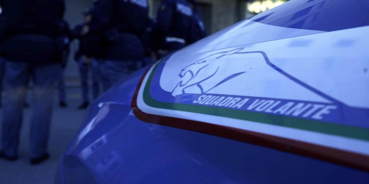 Violenza sessuale a Milano, donna si difende a morsi, un arresto