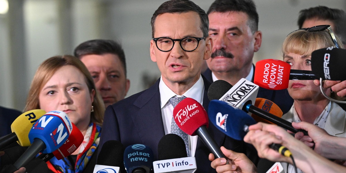 Si spacca il partito polacco del Pis, espulso l'ex premier Morawiecki