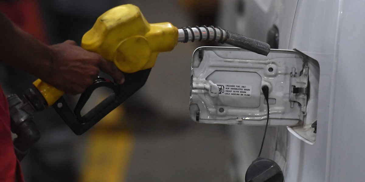 Codacons, su carburanti a luglio e agosto stangata da 10,8 miliardi
