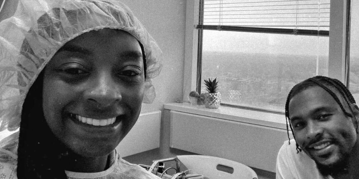 Simone Biles di nuovo in ospedale dopo il malore: l'intervento e il mistero sulle sue condizioni di salute