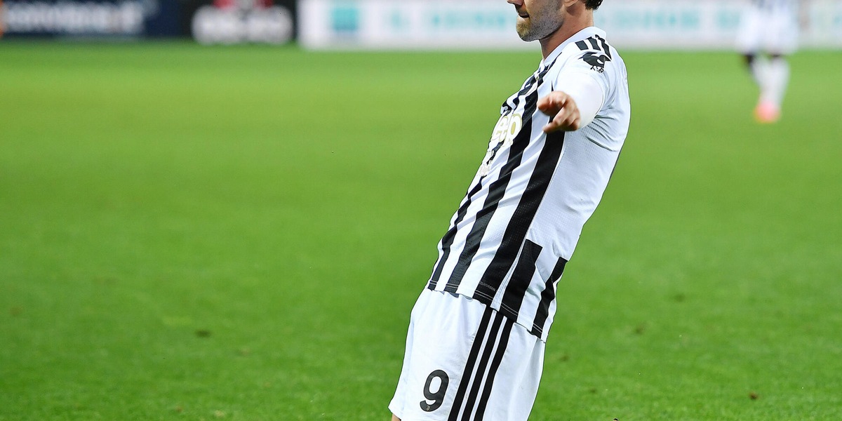 Juve: Carnevali, 'Vlahovic? Mai incontrato, non rincorro nessuno'
