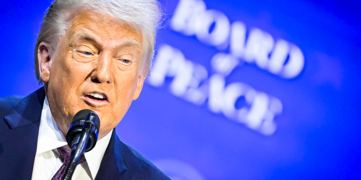 Trump, 'accordo storico su disarmo completo di Hamas, Israele uscirà da Gaza'