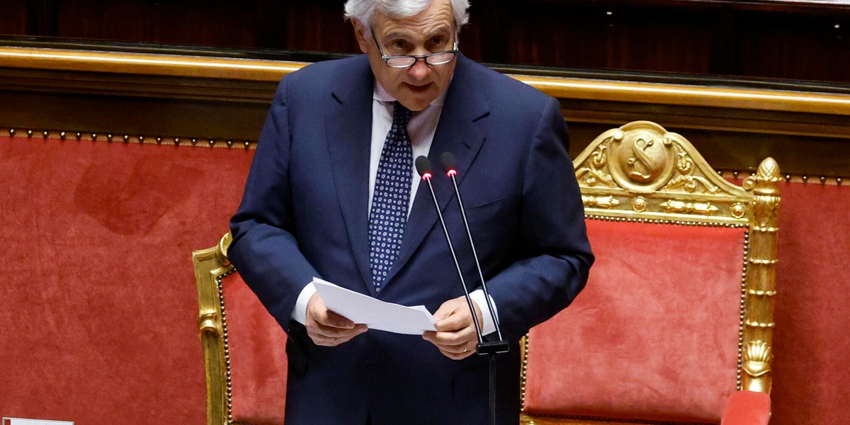 Tajani, 'stop temporaneo Schengen è scelta necessaria, previsto dai trattati'