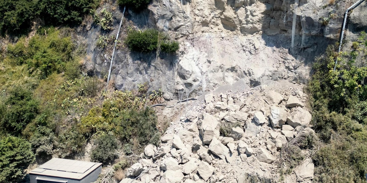 Campi Flegrei, accertamenti Procura sulla messa in sicurezza dei costoni