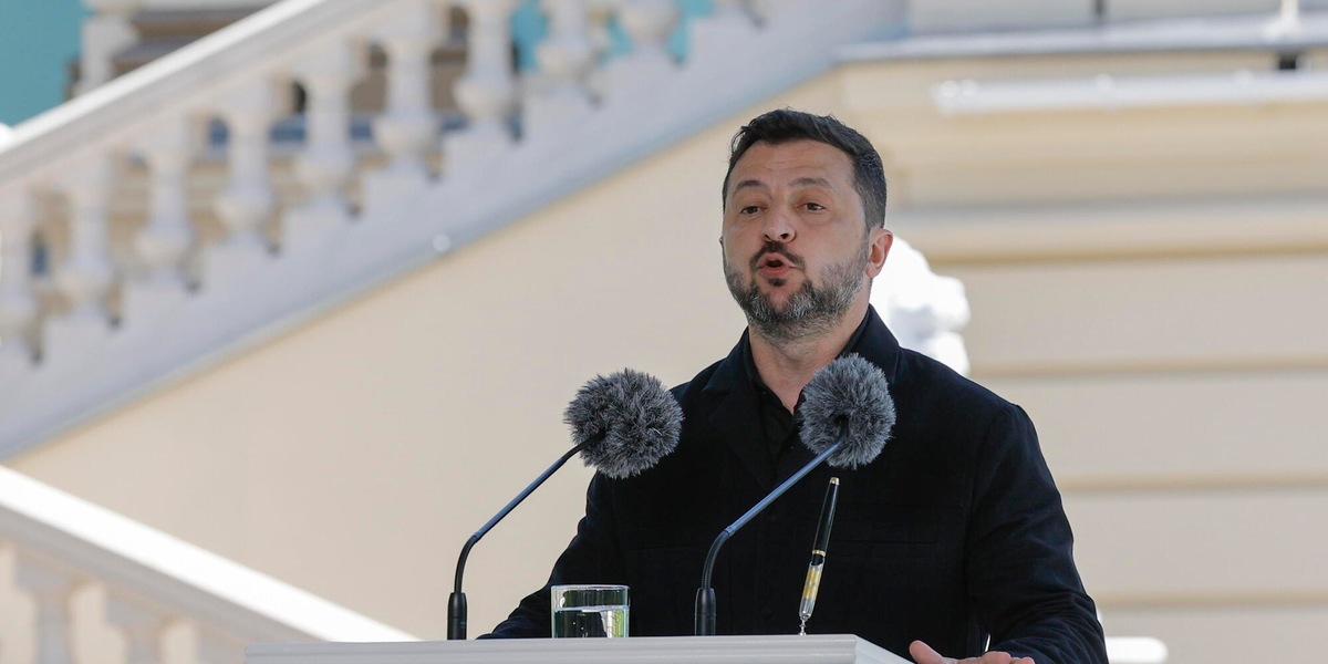 Zelensky, 'sanzioni contro le imprese dell'industria della difesa russa'