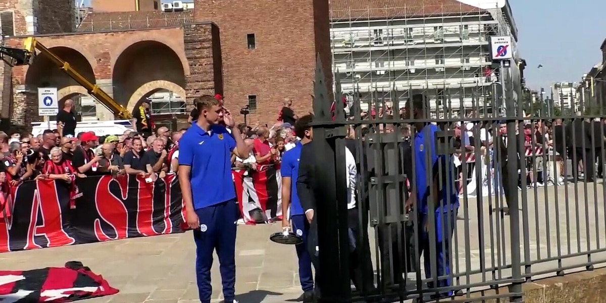 Da Baggio ad Albertini, dalle giovanili dell'Inter a Bergomi: ondata di campioni ai funerali di Baresi