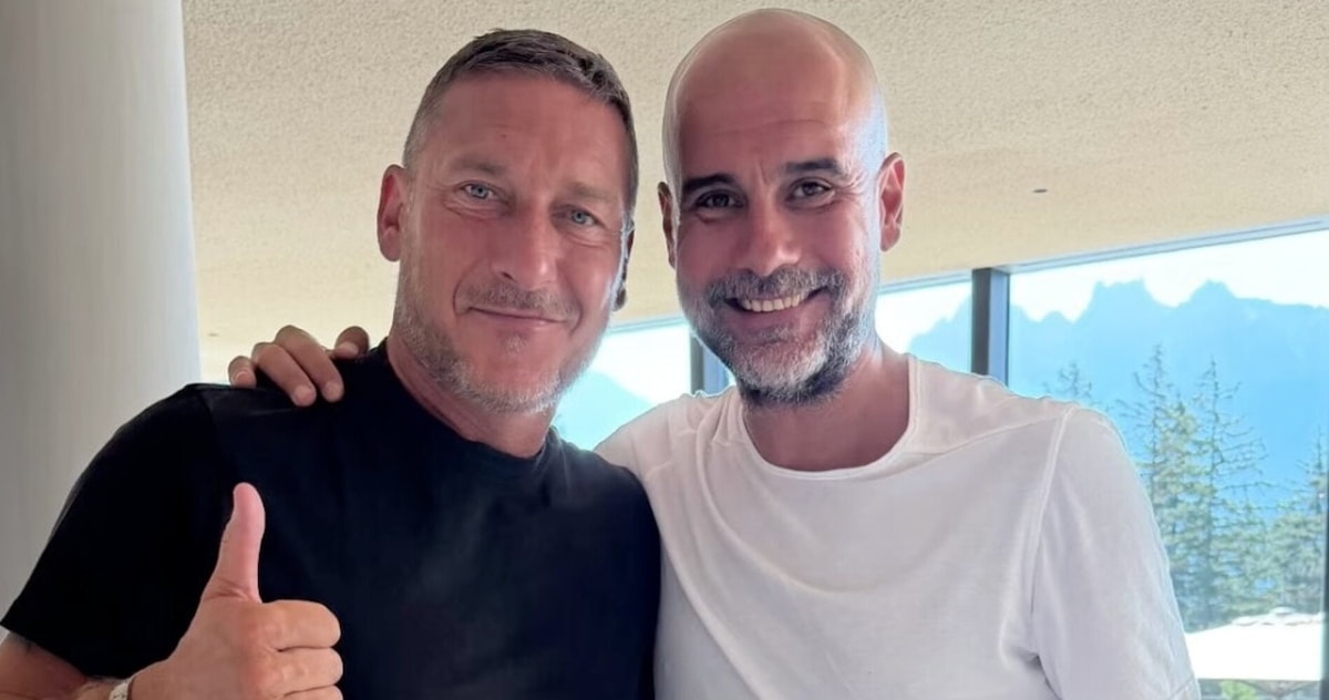 Totti e la vacanza con... Guardiola: la foto sui social accende i tifosi della Roma