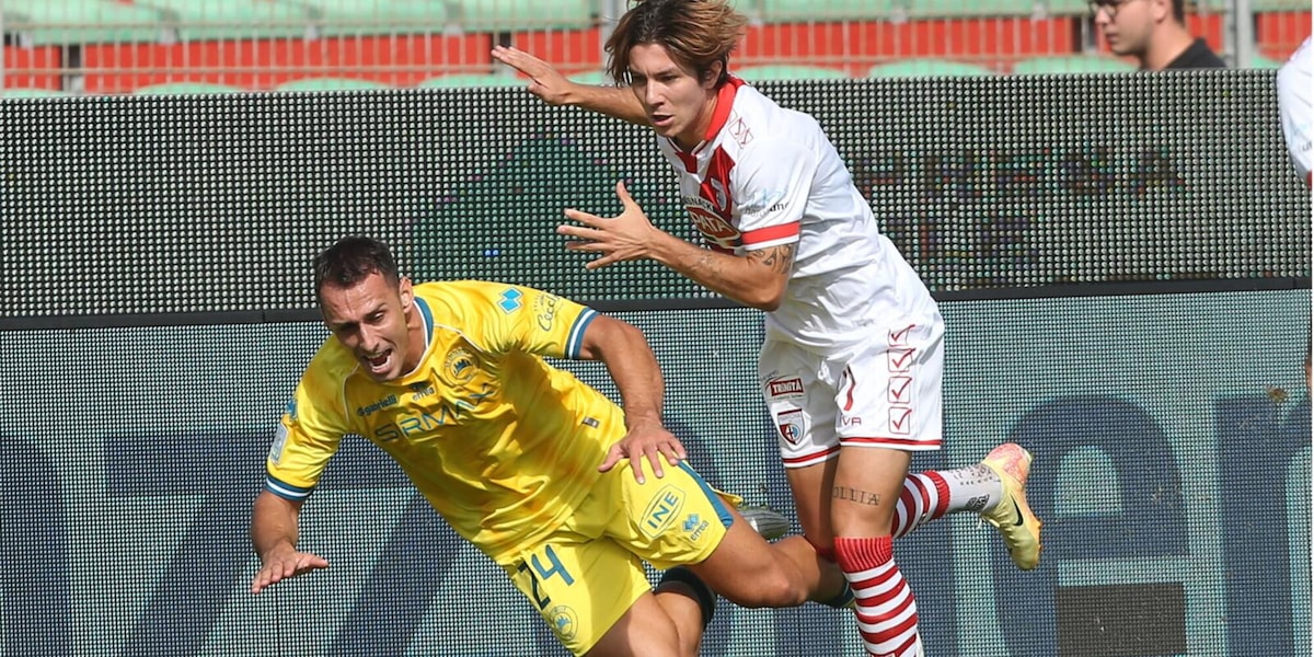 Colpo Cesena, l'attaccante Antonio Fiori in arrivo dal Mantova