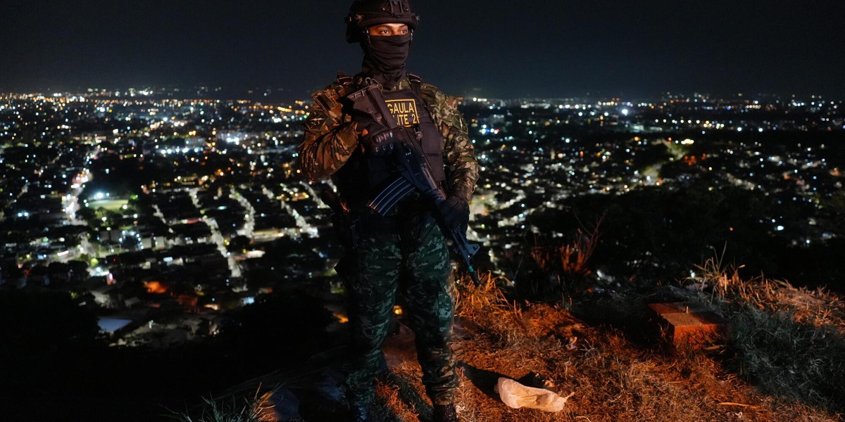 Colombia, Cali blindata per l'insediamento di De la Espriella