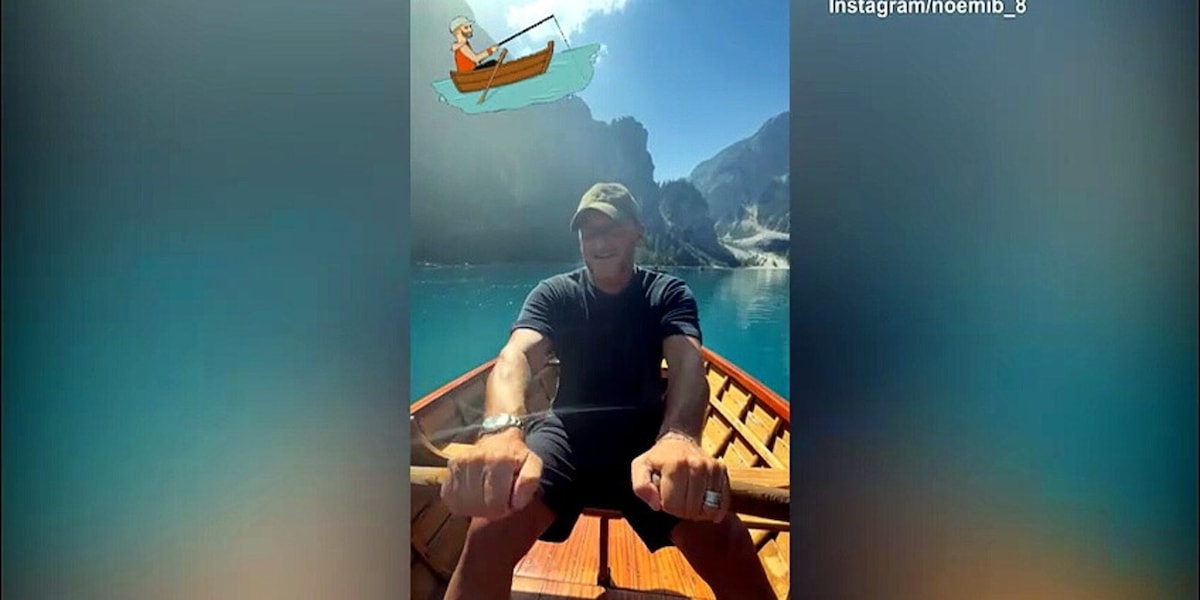 Totti sul pattino e Noemi lo "sfotte"