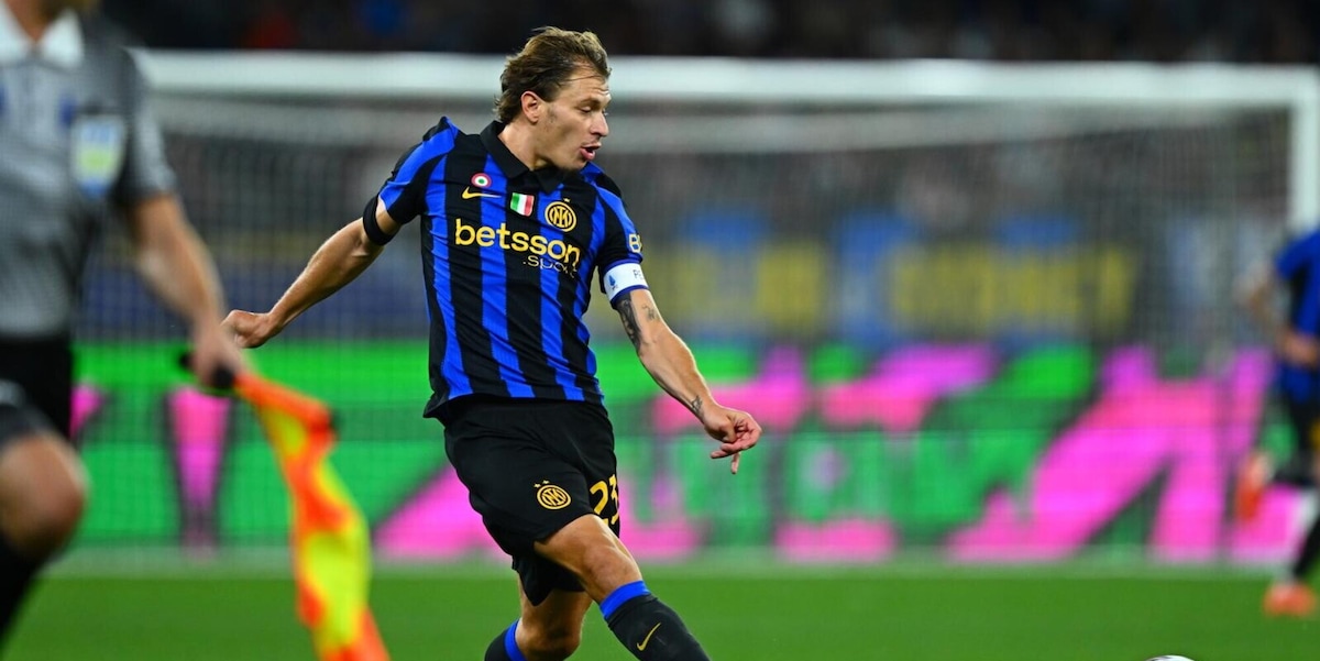 LIVE Juve-Inter: tiro al volo di Barella, palla fuori