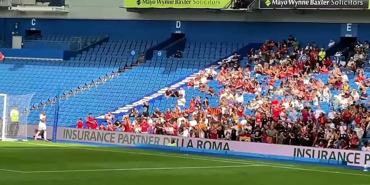 Malen esce dal campo a Brighton, i tifosi della Roma reagiscono così