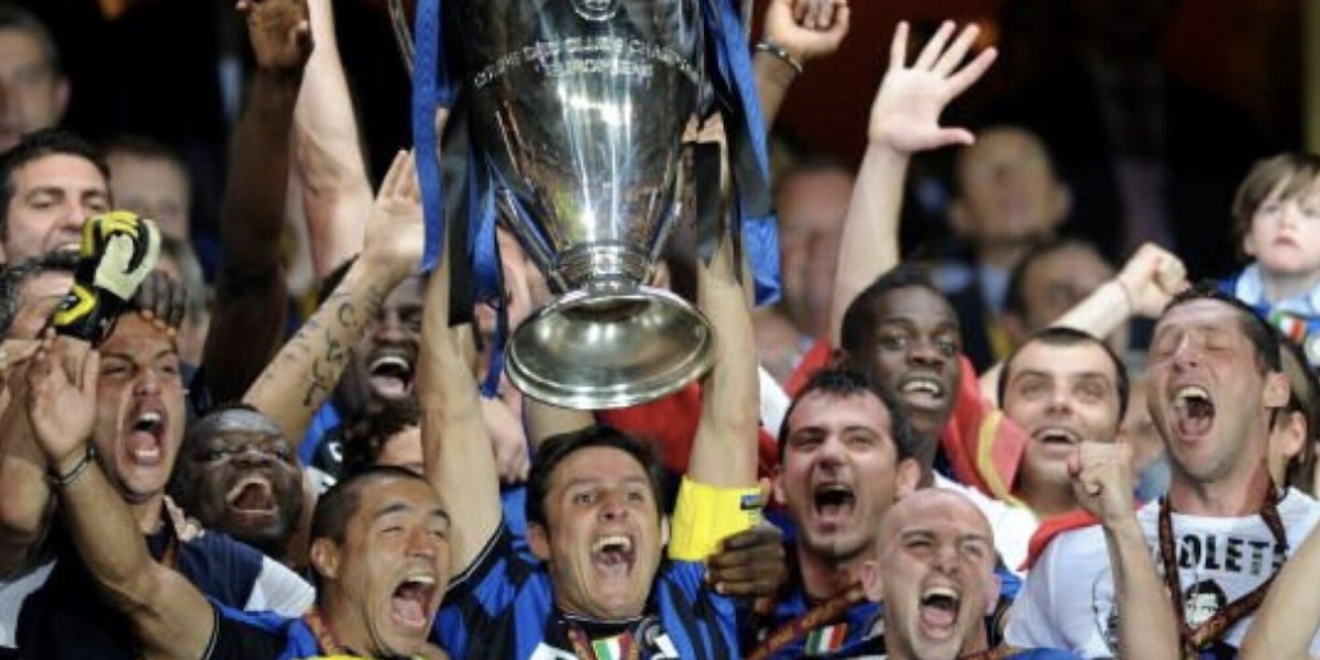Mourinho fa la storia all'Inter: le foto più belle del triplete nerazzurro