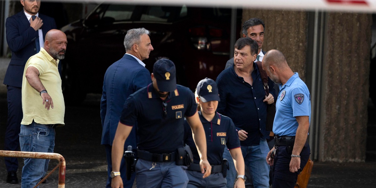 Iniziato a Rebibbia l'interrogatorio di Lavitola