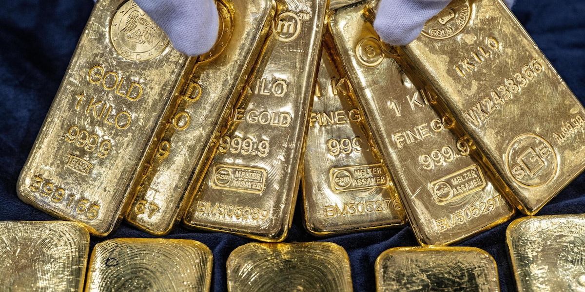 L'oro è stabile in avvio, contratto spot a 4.397,37 dollari l'oncia