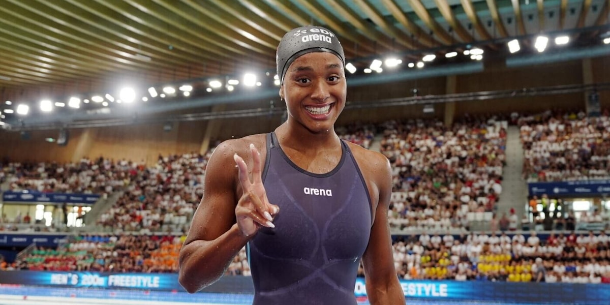 Europei di nuoto: Sara Curtis nella leggenda, oro e altro record del mondo nei 50 dorso!