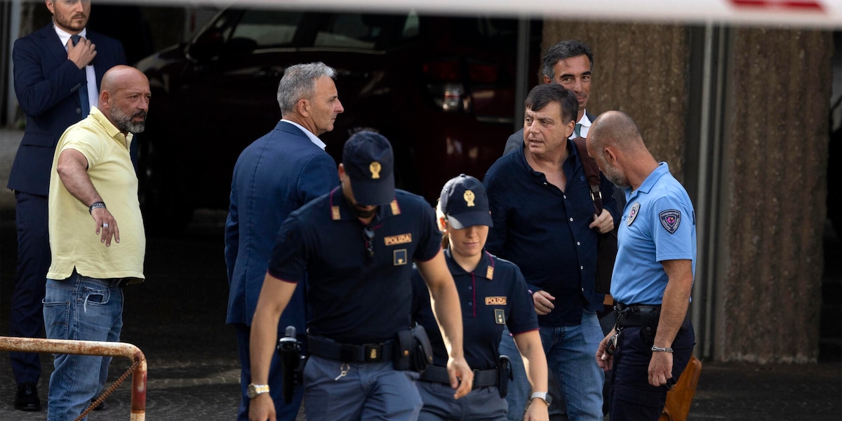 Gip, 'da Lavitola dichiarazioni fumose e senza alcun riscontro'