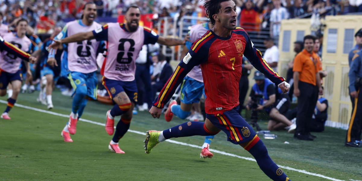 Calcio: Ferran Torres dal Barca al Psg per 50 milioni