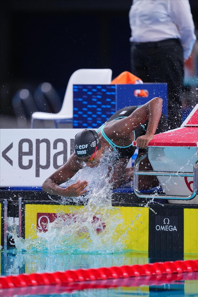 Europei nuoto:Curtis record porta in finale 4x100 mista,ok anche Quadarella nei 400 sl
