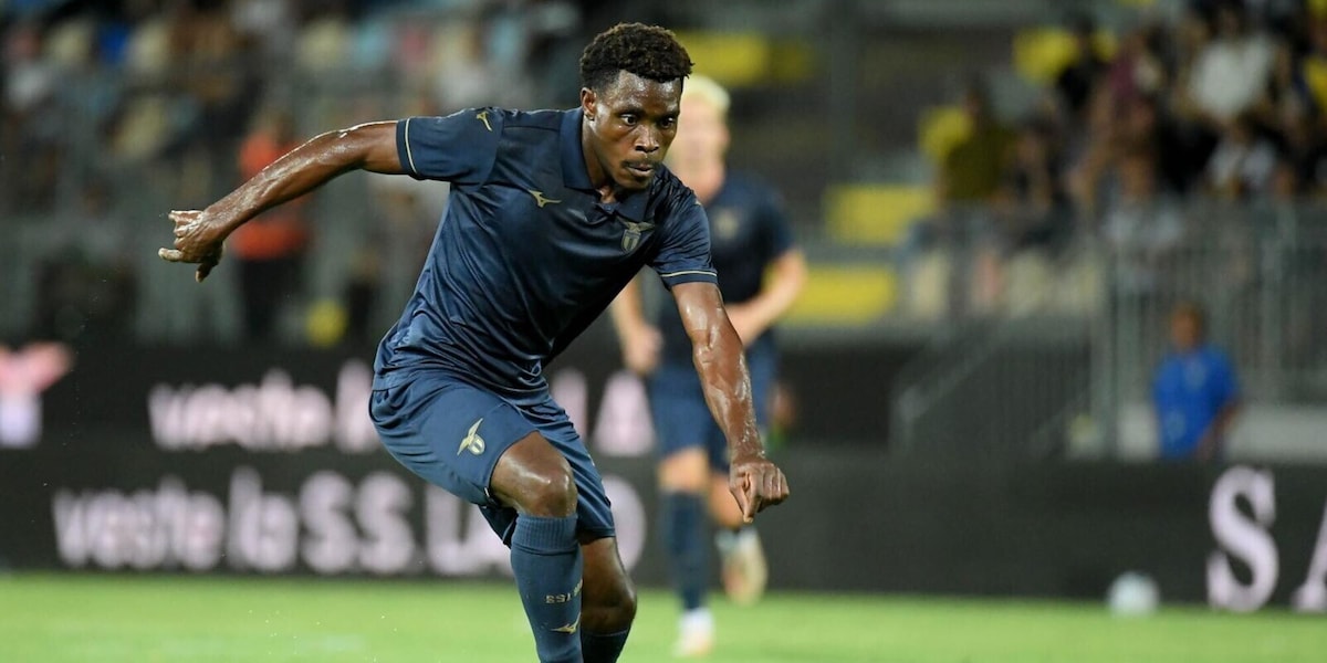 LIVE Lazio-Mantova: palo di Dele-Bashiru