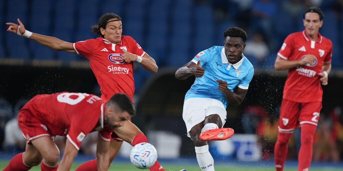 LIVE Lazio-Mantova: palo di Dele-Bashiru