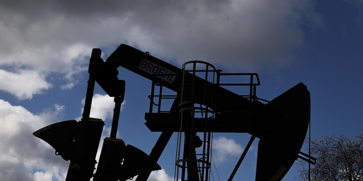 Petrolio in rialzo, Wti a 85,23 dollari al barile (+0,86%)