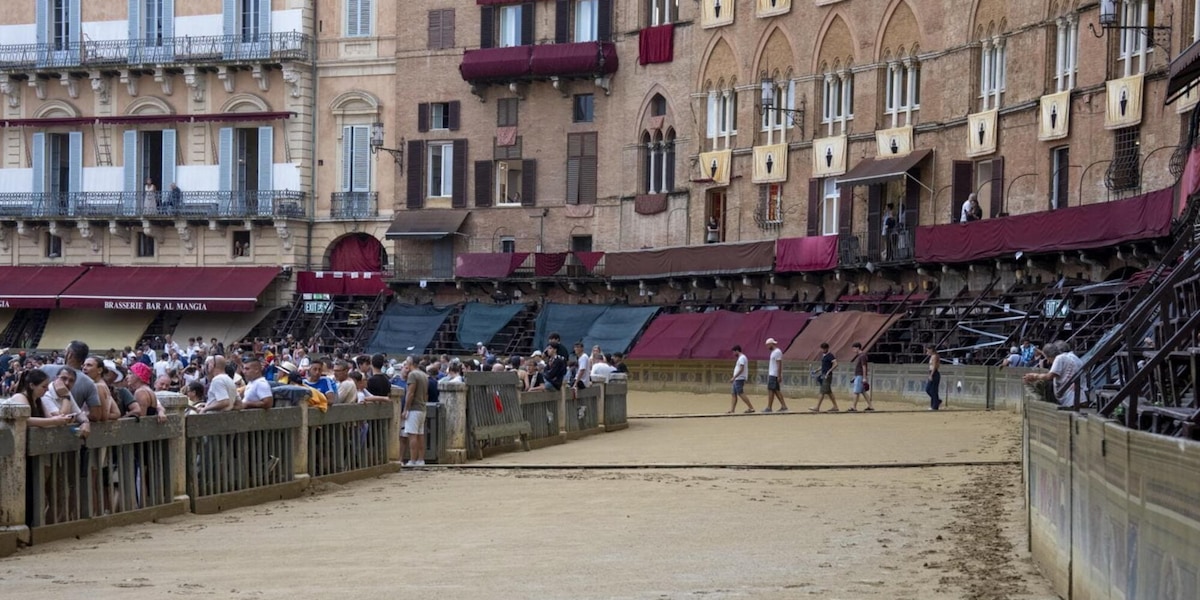 Palio dell'Assunta, sale l'attesa a Siena: orario e dove vedere la corsa in tv e in streaming