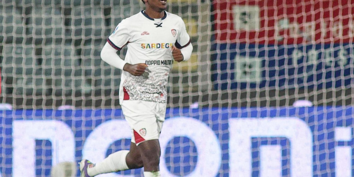 Il calciatore del Cagliari Trepy si risveglia dal coma