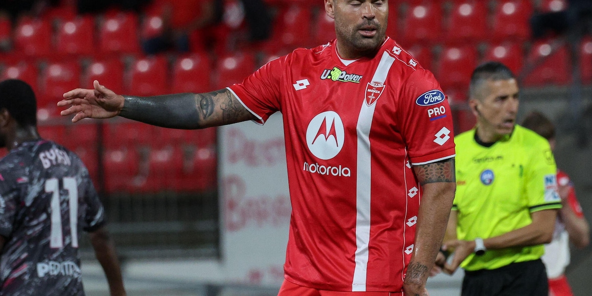 Petagna passa dal Monza al Pisa a titolo definitivo
