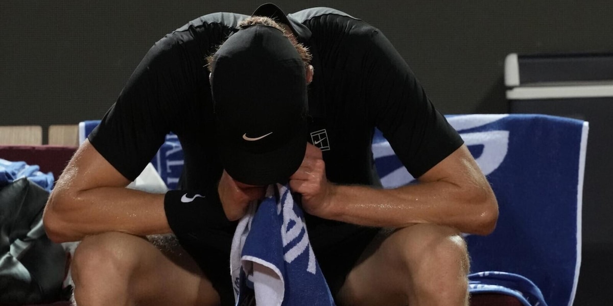 Sinner non giocherà gli Us Open, arriva l'annuncio ufficiale: "Triste e deluso, devo ancora recuperare dal problema al ginocchio"