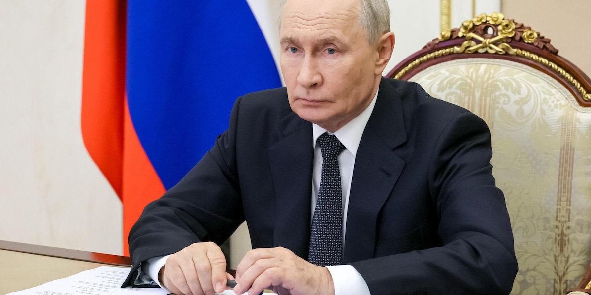 Putin riconosce 'danni all'economia' dai raid Kiev 'ma per loro nessun vantaggio'