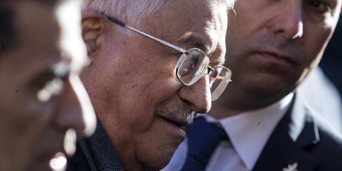 Sondaggio palestinese rileva calo consensi Hamas, 79% vuole dimissioni Abu Mazen